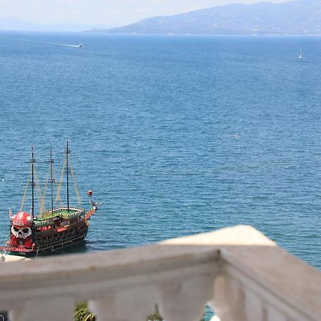 Saranda Apartaments Meta Exterior photo