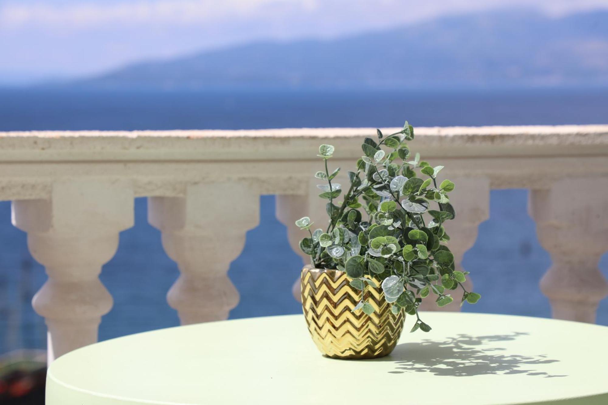 Saranda Apartaments Meta Exterior photo