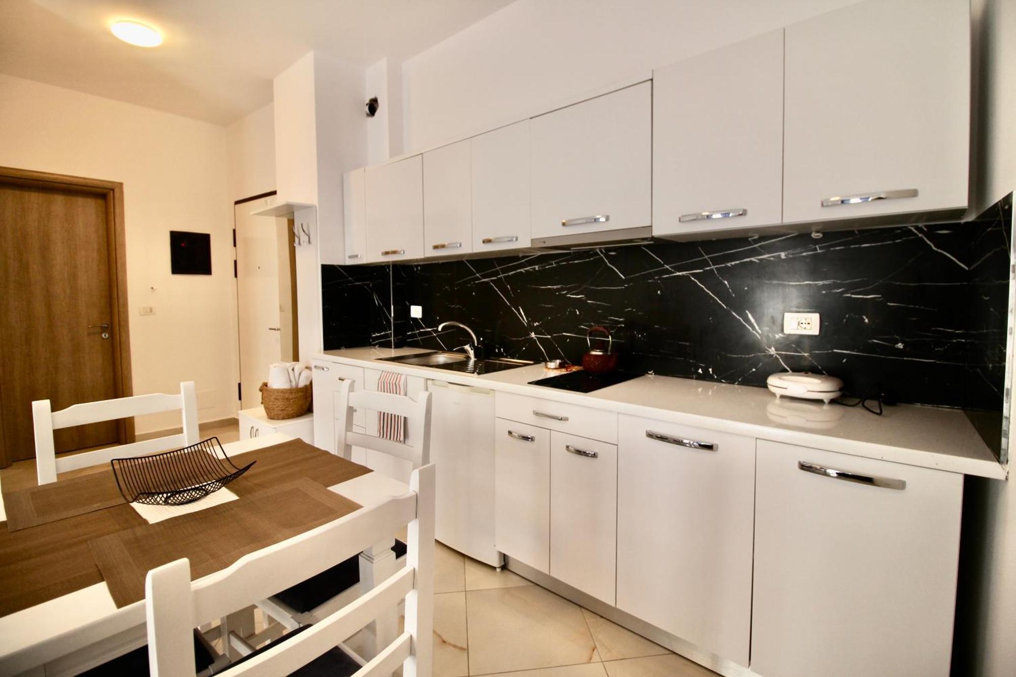 Saranda Apartaments Meta Exterior photo